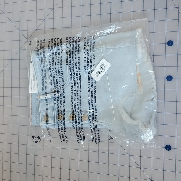 NWT AE hi-rise next level stretch shortie 4 - Picture 8 of 8